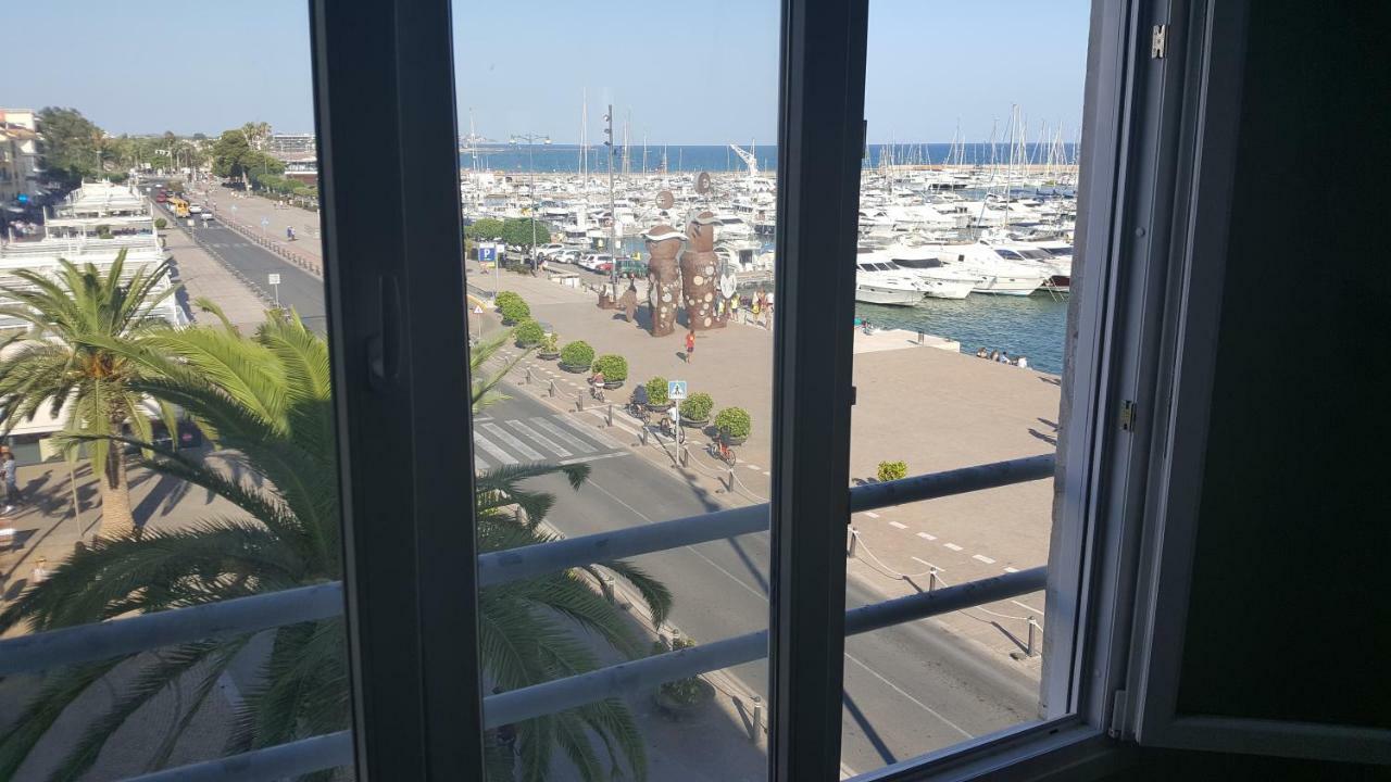 Apartament Marina Port Cambrils Exteriör bild